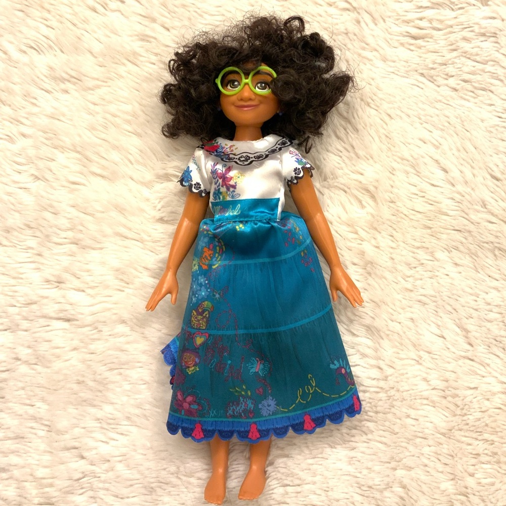 Encanto Mirabel Barbie